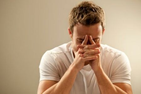 V ozadju kroničnega prostatitisa moški razvije duševne težave